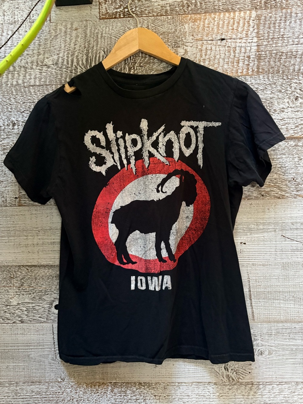 3/$30 | Slipknot | "Iowa" Modern Album Tee (Damaged) - Women's S
